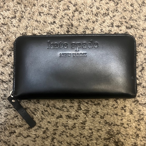 kate spade Handbags - Kate Spade Vintage Black Leather Continental Wallet w/ Embroidered Rose